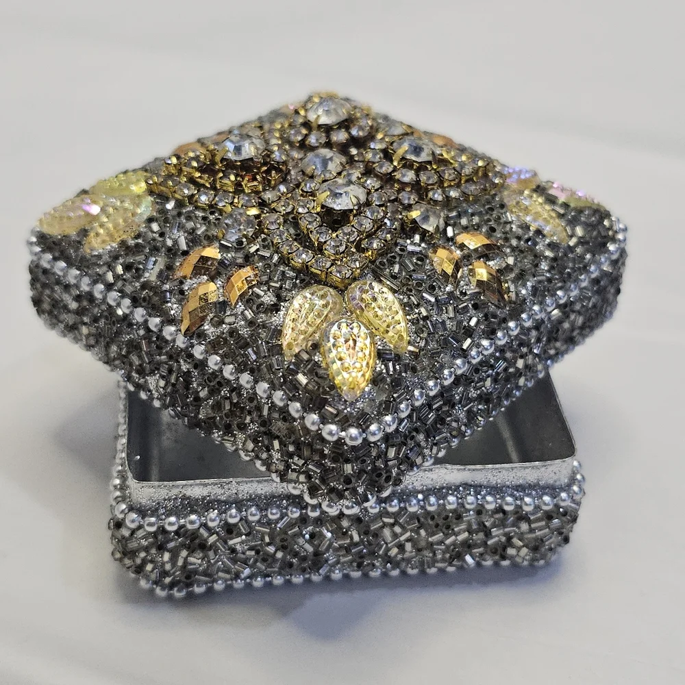 Boho Beaded Metal Trinket Box Silver & Gold Small Vintage L👀K Bombay Pier One ?